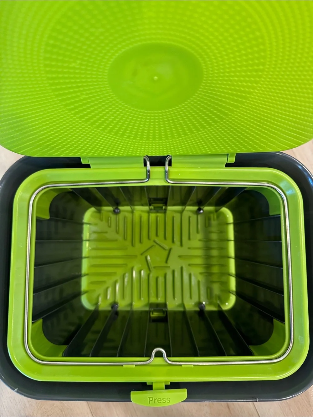Full Circle - Fresh Air - Gray and Green Kitchen Compost Bin